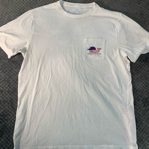 Vineyard vines T-shirt